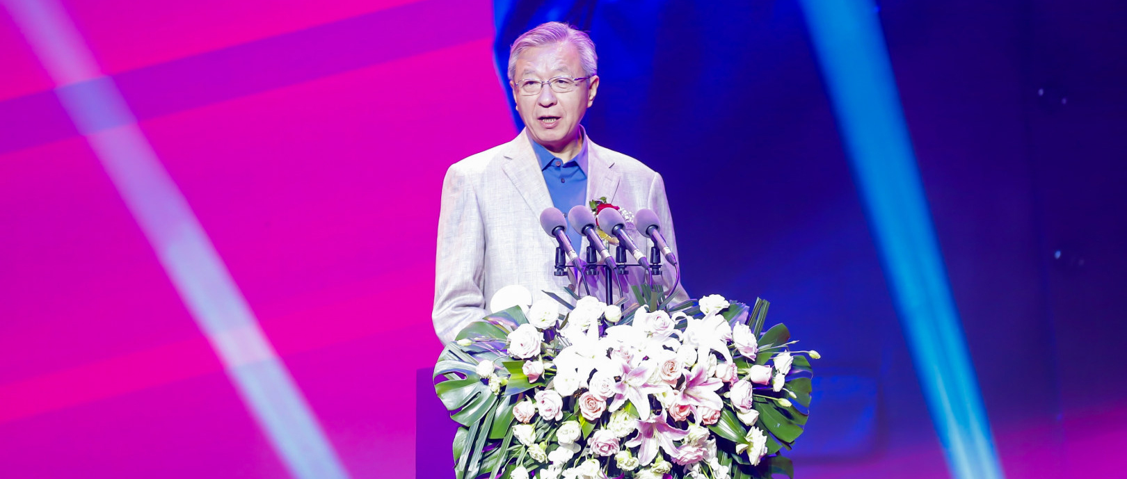 中国生殖健康产业协会会长仪宏伟在三八妇乐成立31周年纪念大会上的讲话（全文）